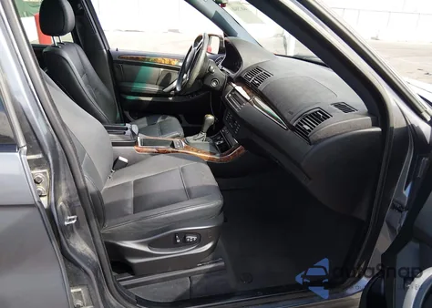 2003 BMW X5 3.0I z USA, uszkodzony, nr VIN 5UXFA53573LW26674